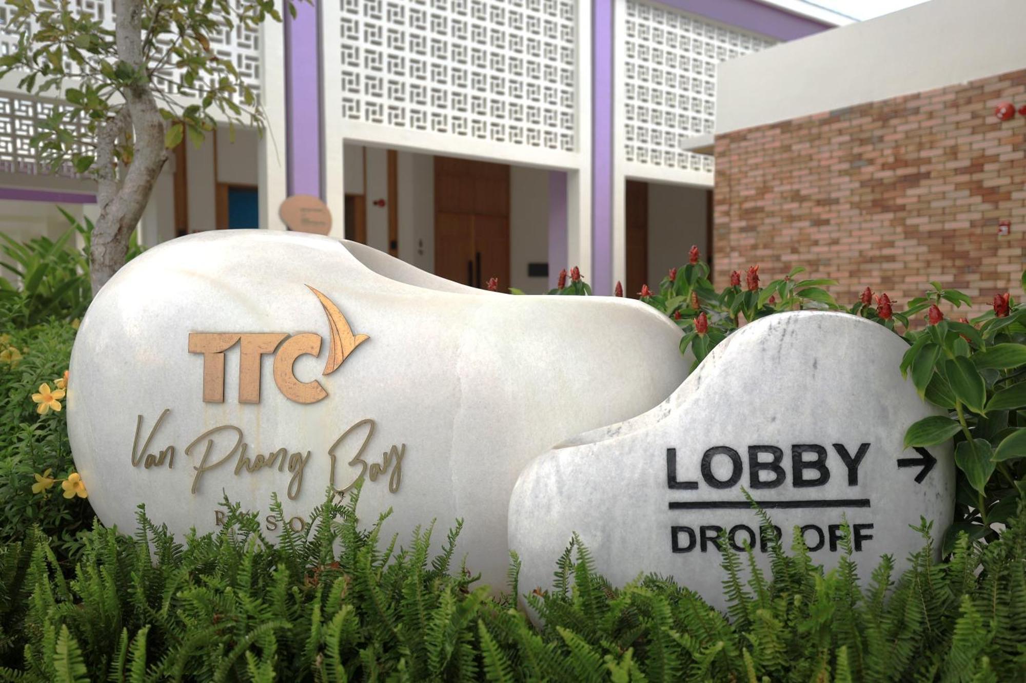 Ttc Van Phong Bay Resort - Himalaya Sauna & Steam Retreat Included Ninh Hoa ภายนอก รูปภาพ