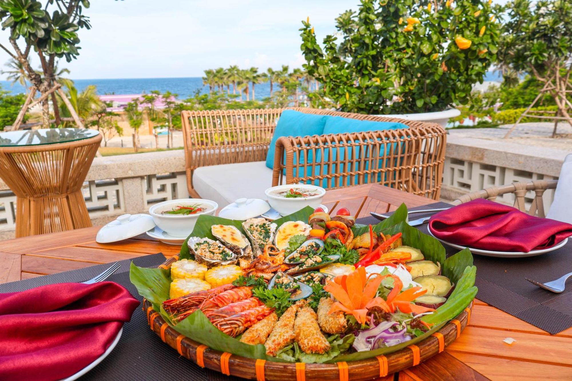 Ttc Van Phong Bay Resort - Himalaya Sauna & Steam Retreat Included Ninh Hoa ภายนอก รูปภาพ